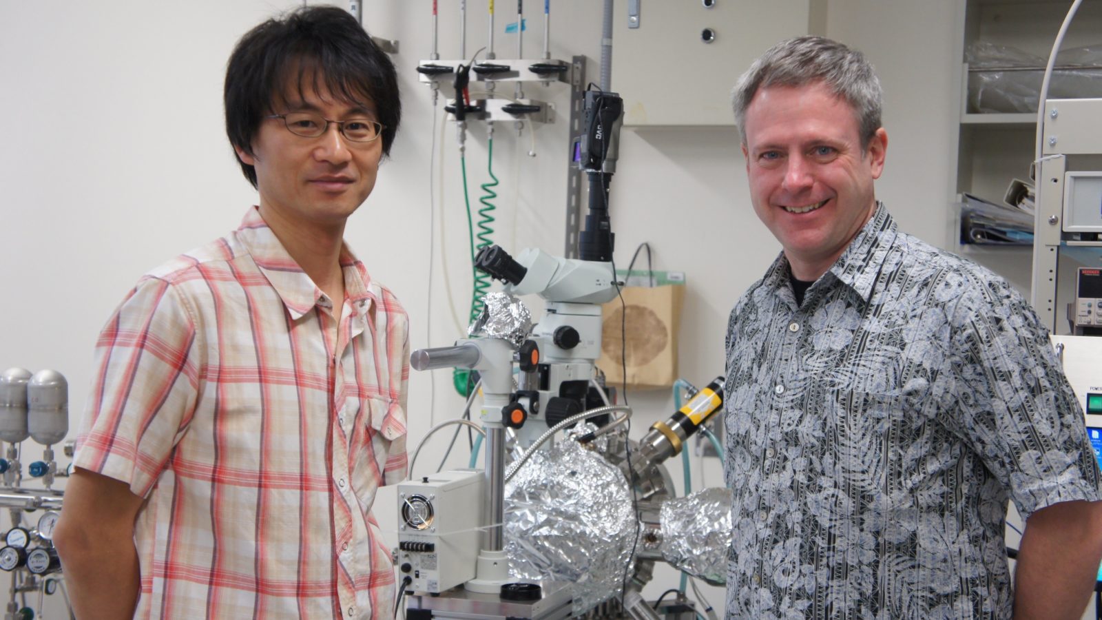 Professors Shogo Tachibana (left) and Harold Connolly Jr.