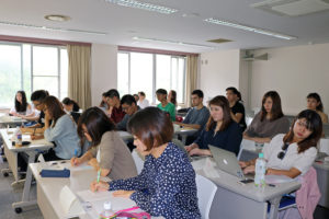 Students listening to Professor Ogawa’s lecture