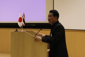 Secretary General of the National Research Council Sirirurg Songsivilai expressing his gratitude on behalf of the delegates