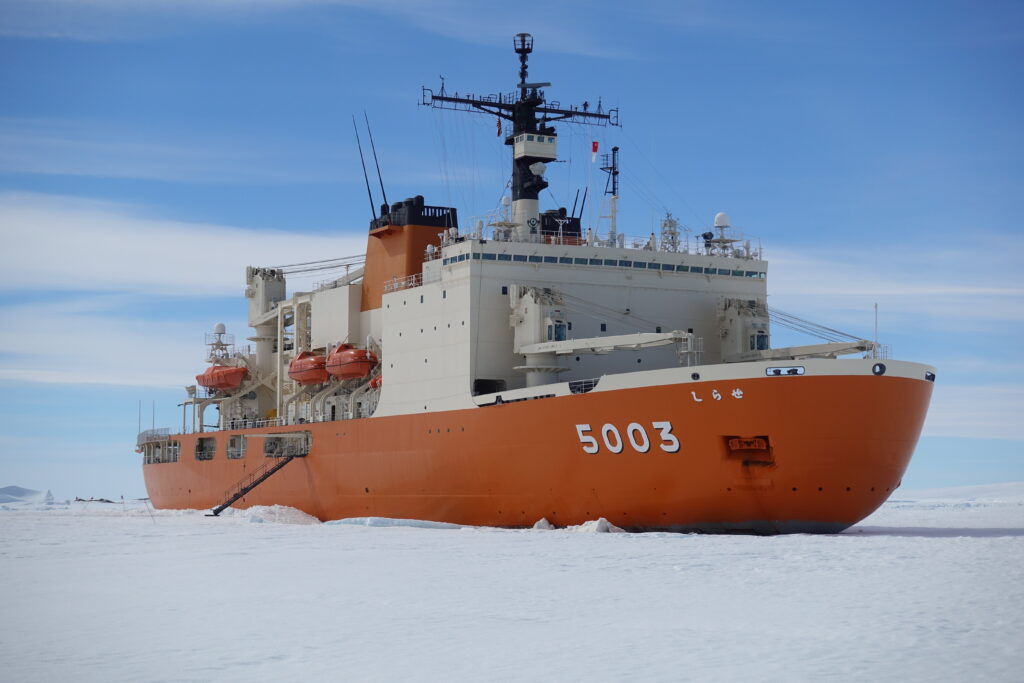 A photo of the Japanese icebreaker Shirase. Photo provided by Daisuke Hirano.