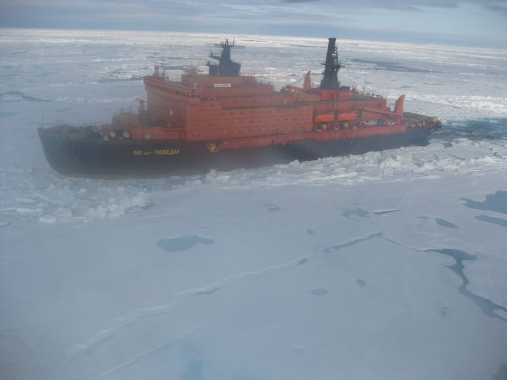 Russian nuclear-powered icebreaker. Tankers and other vessels need to be led by nuclear-powered icebreakers to navigate the Arctic Sea Route during periods of thick ice. (Photo courtesy of Hiroshi Utsumi, Institute of Arctic Research and Observation)